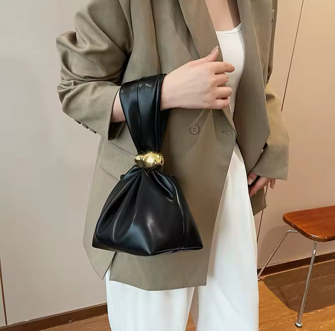 Madeleine bag