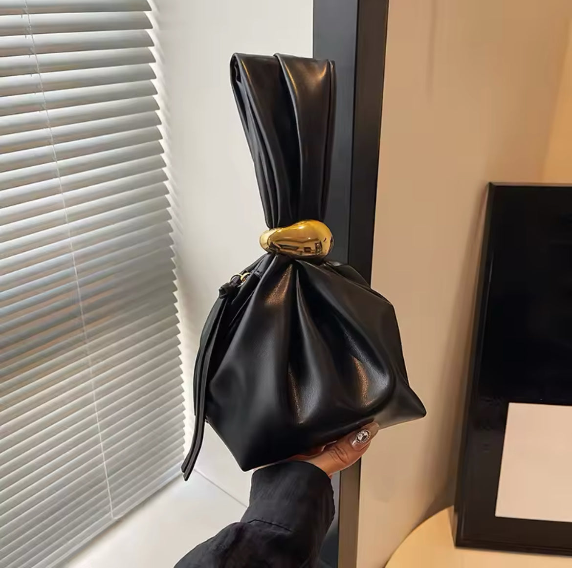 Madeleine bag