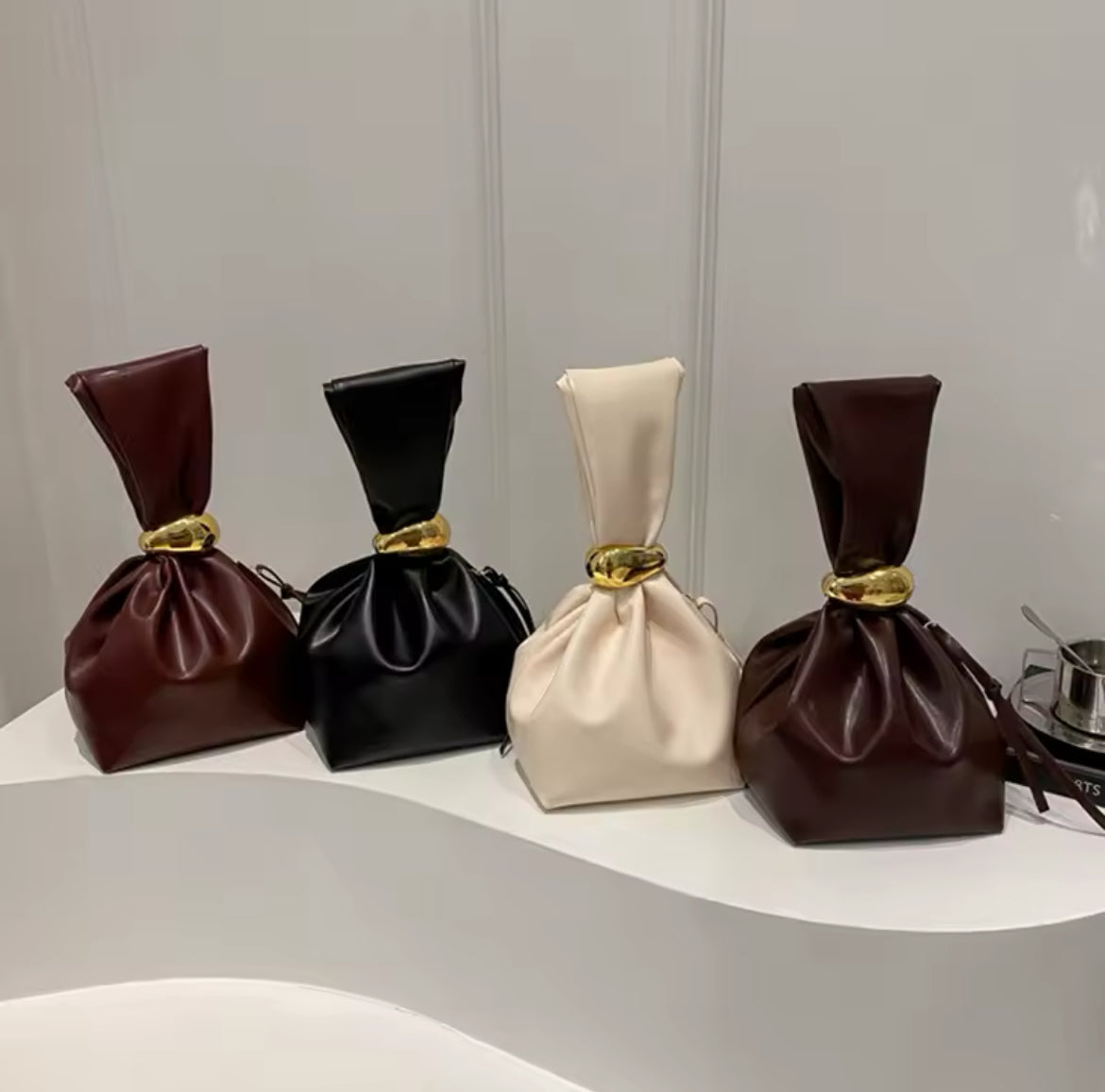 Madeleine bag