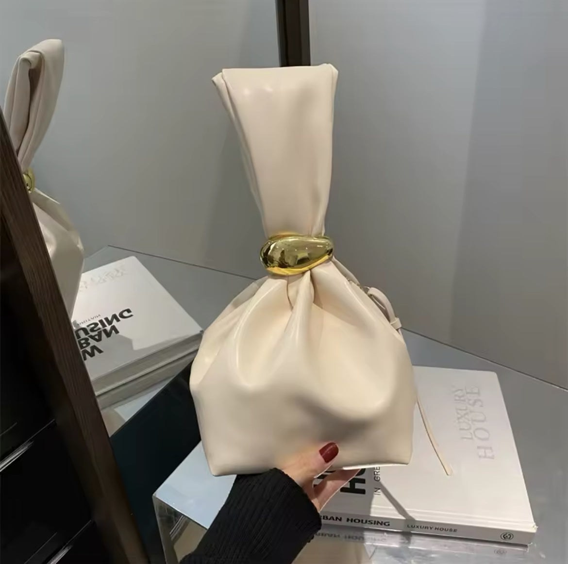 Madeleine bag