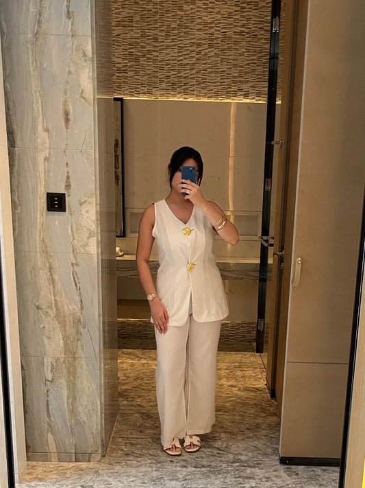 V-neck set
